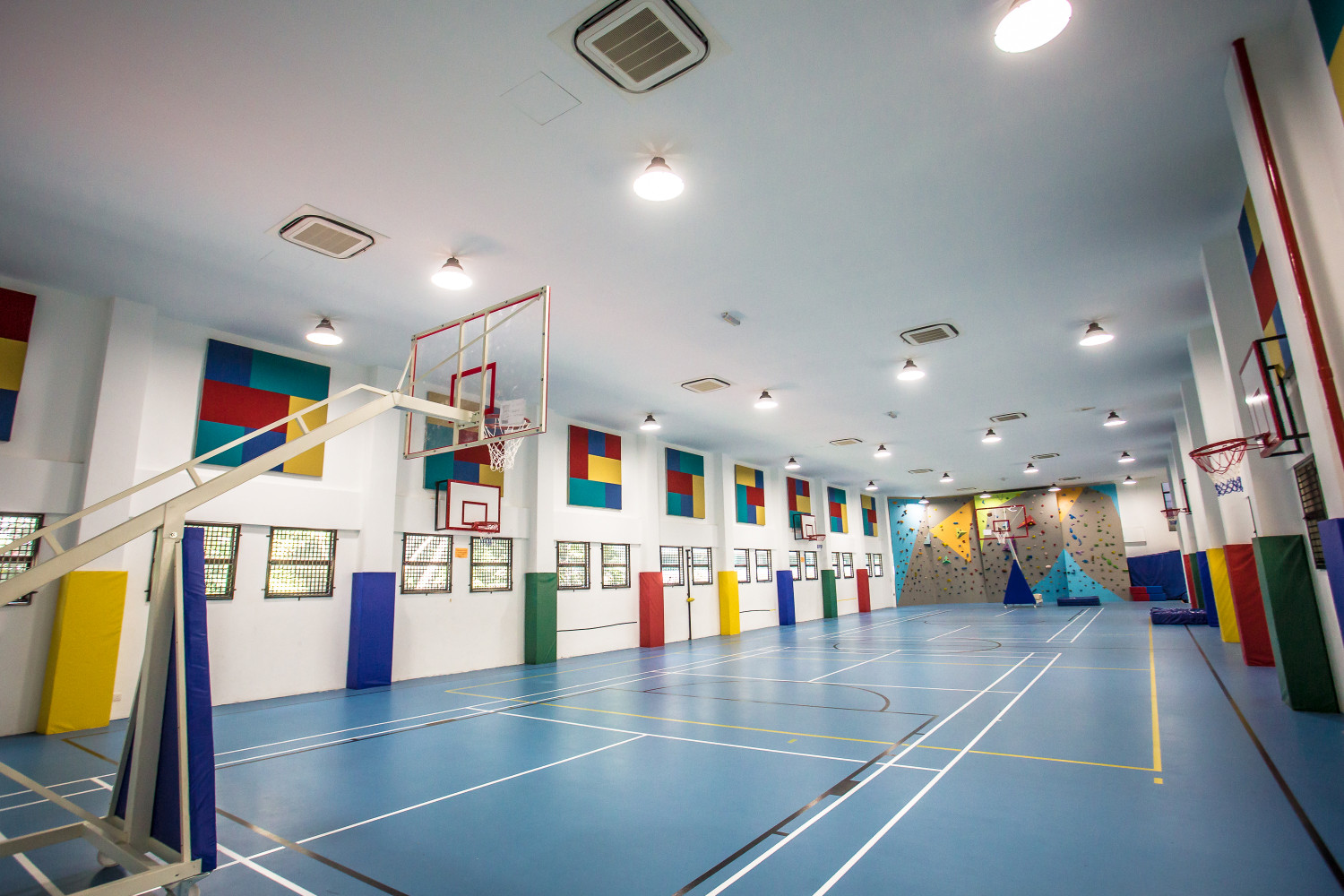 m-20221121165230-Indoor Gymnasium for Elementary.jpg