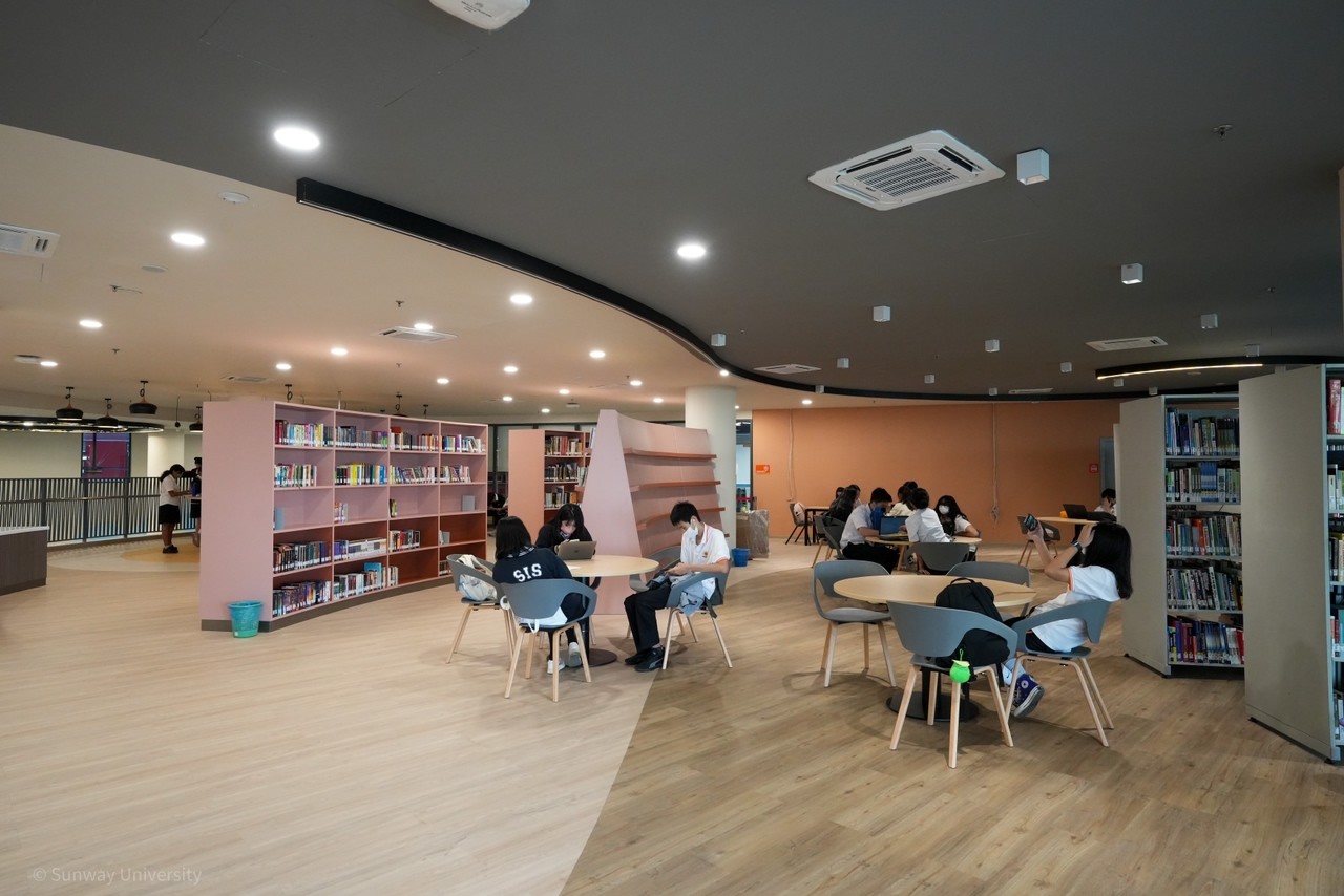 Library 2 (1).jpg