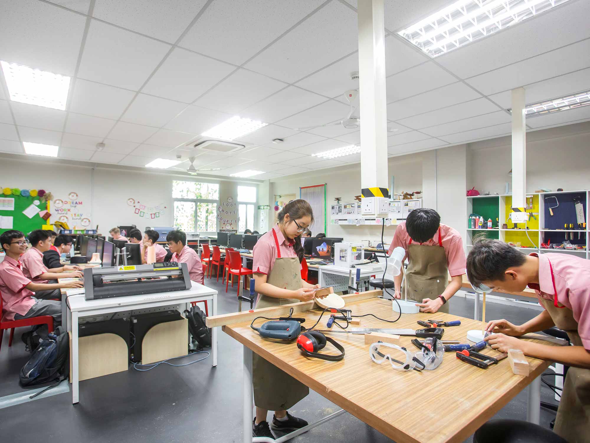 17537926_TISPC_design_and_technology_lab.jpg